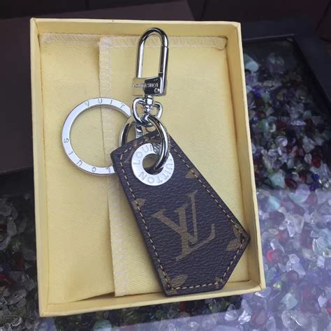 louis vuitton key clay|Louis Vuitton key holder.